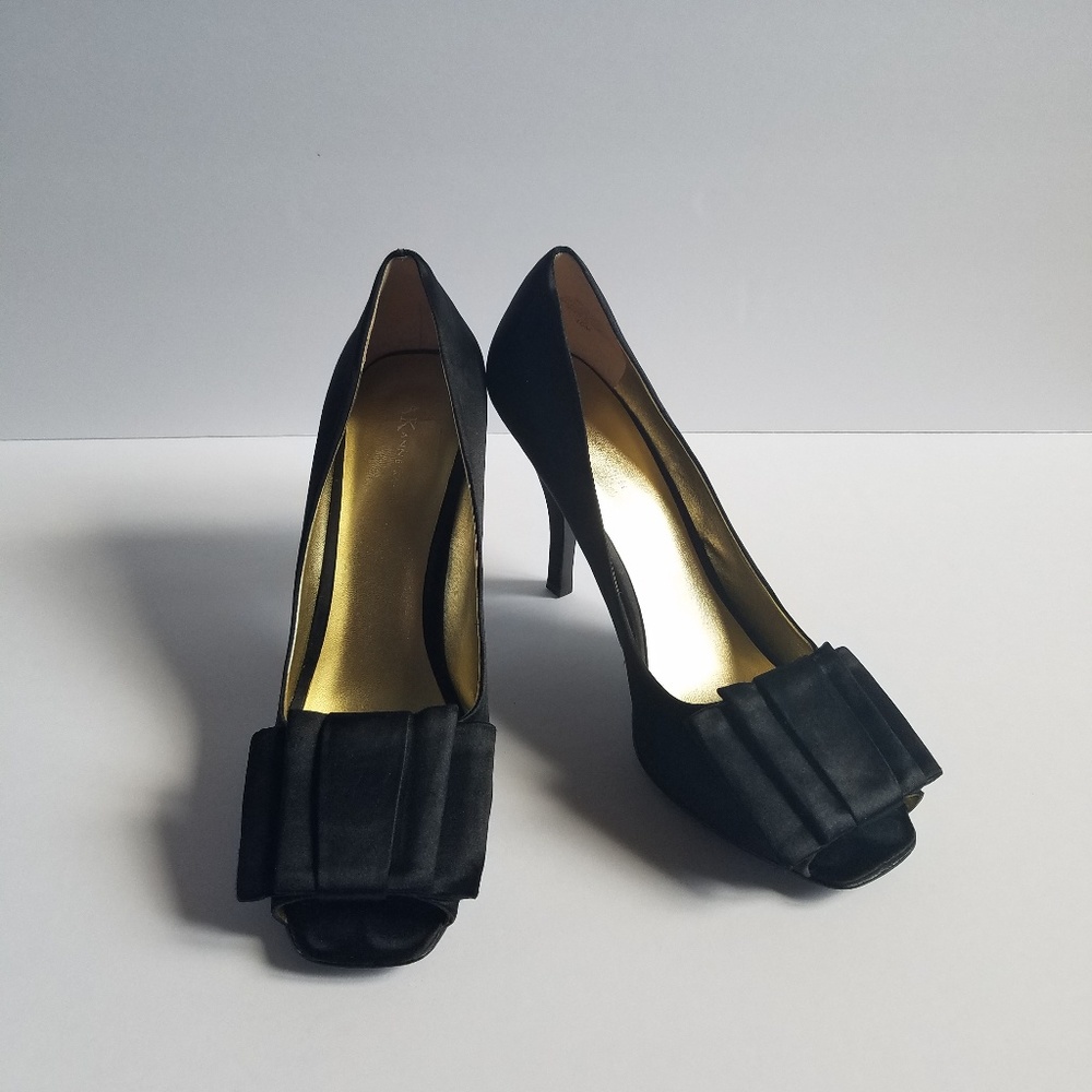 AK Anne Klein Black Satin Bow Peeptoe Heels 10